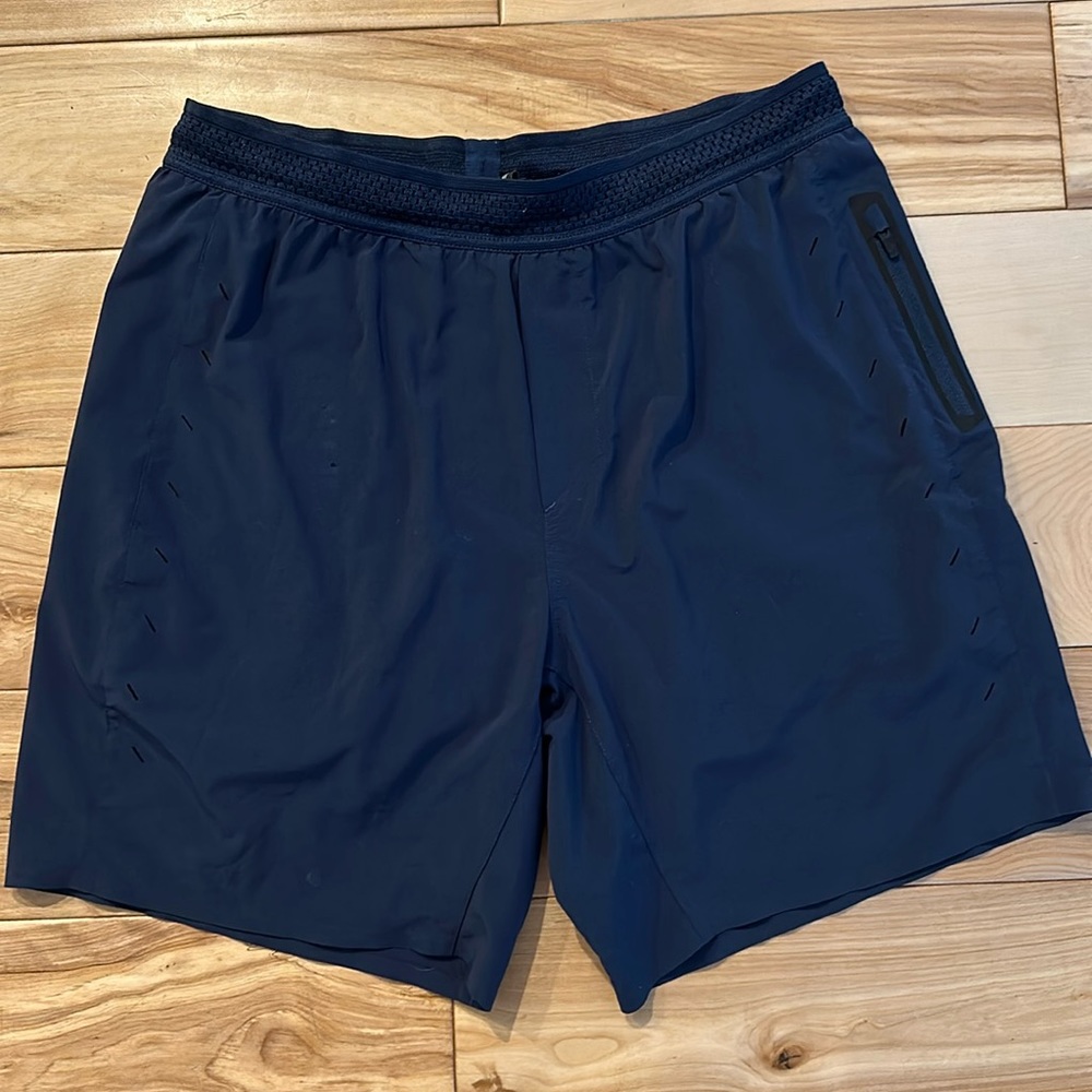 Ten Thousand Session short 7in